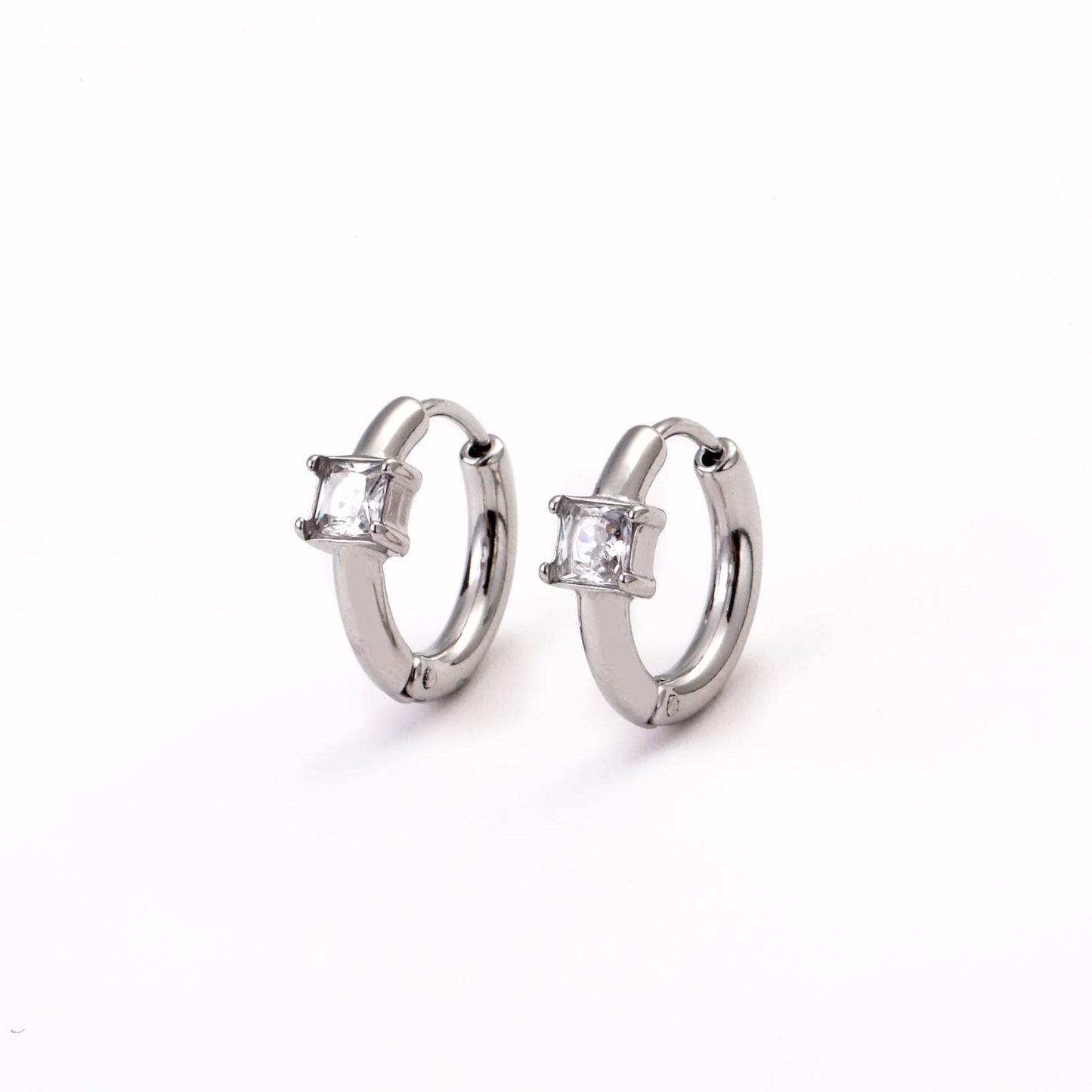 Boucles d'oreilles mini-créoles - Morgana: Argent
