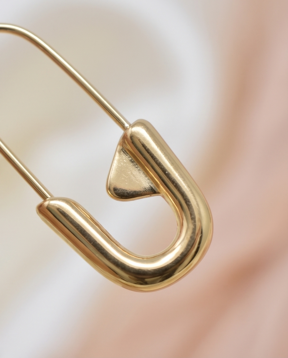 ✨ Boucles Paperclip – Le détail tendance & minimaliste ✨
