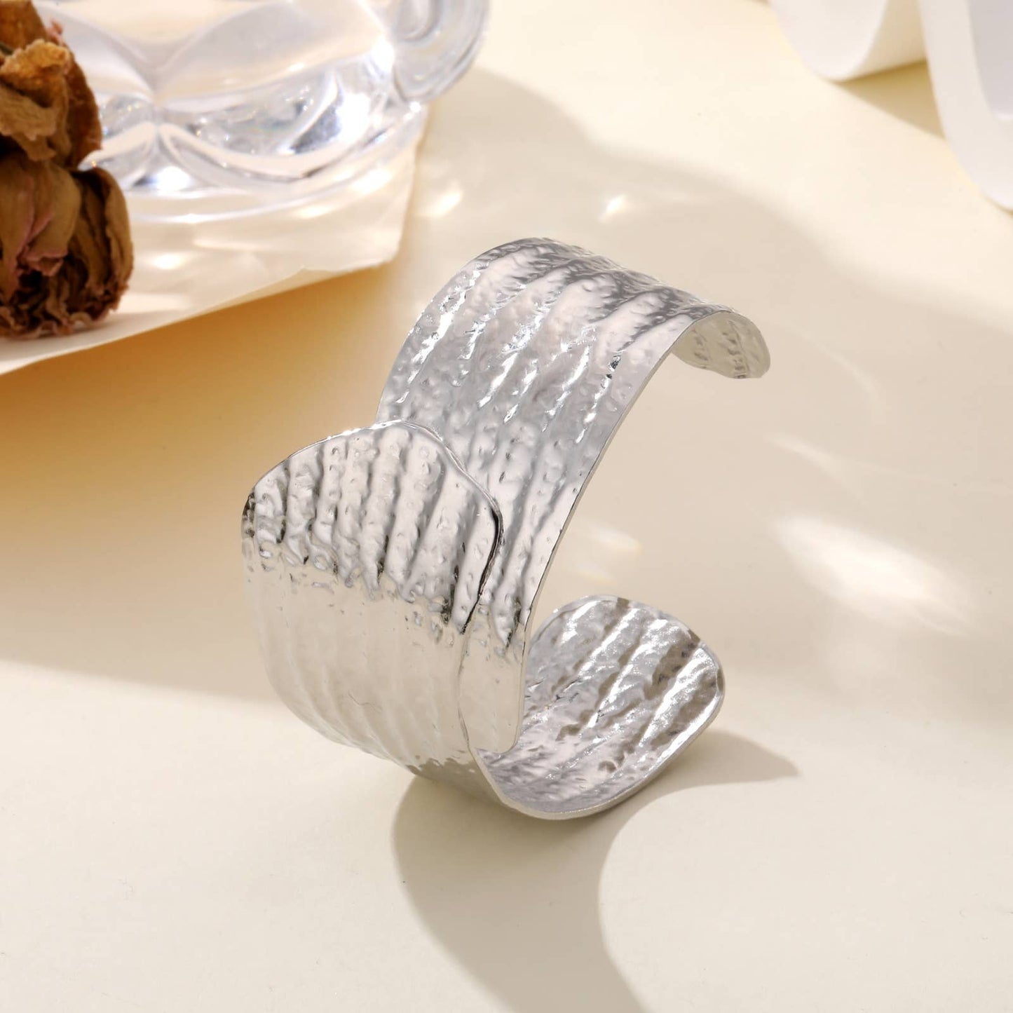 Armband met dik schelpeffect - Lysandra: goud