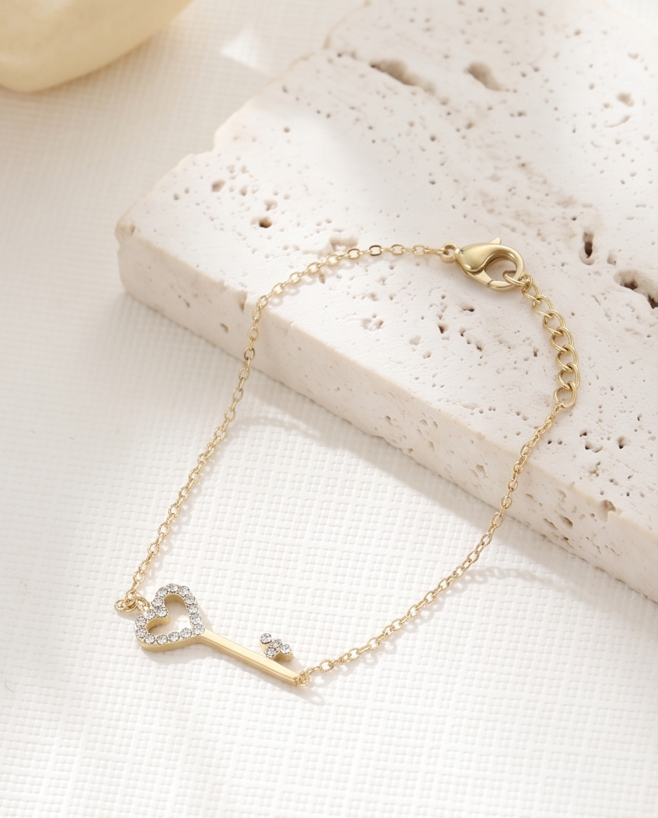 Lirona gold-plated stainless steel bracelet ✨