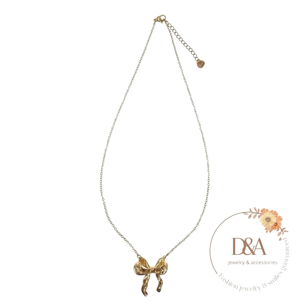 Collier nœud Gulia: Doré