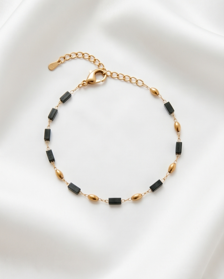 Philippa black onyx bracelet – Dark & stylish