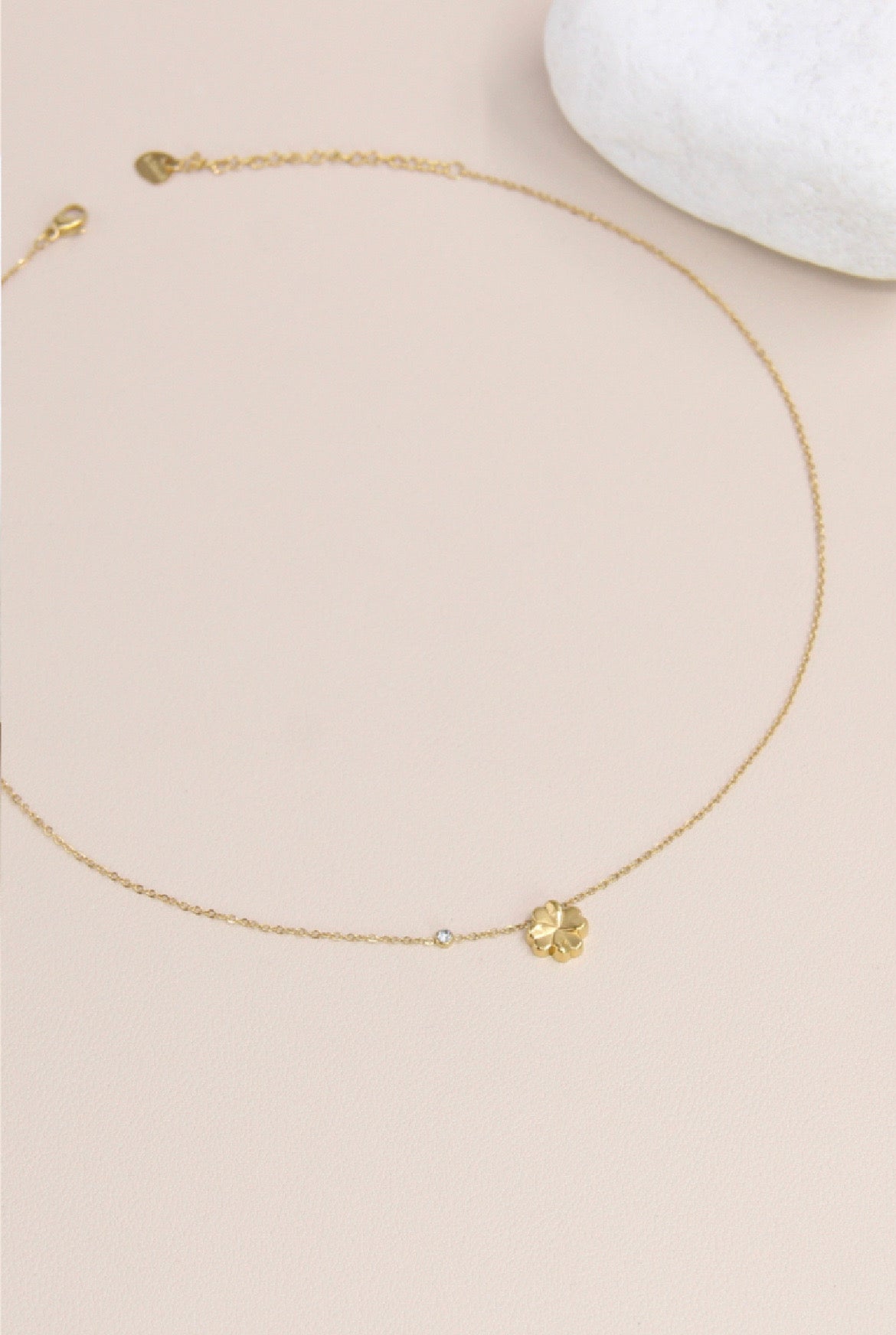 Bracelet fleur orné de strass ajustable: doré