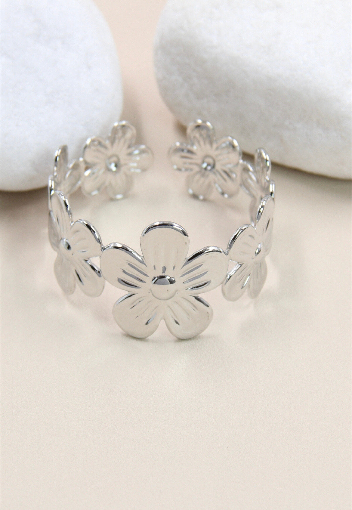 Verstelbare bloemarmband