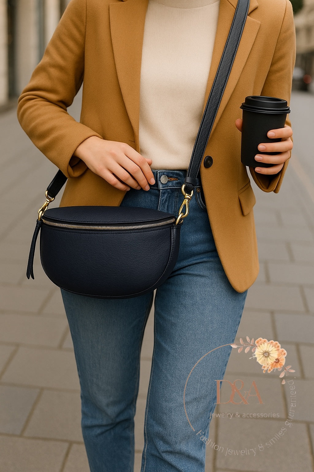 Sac banane Clara: bleu marine