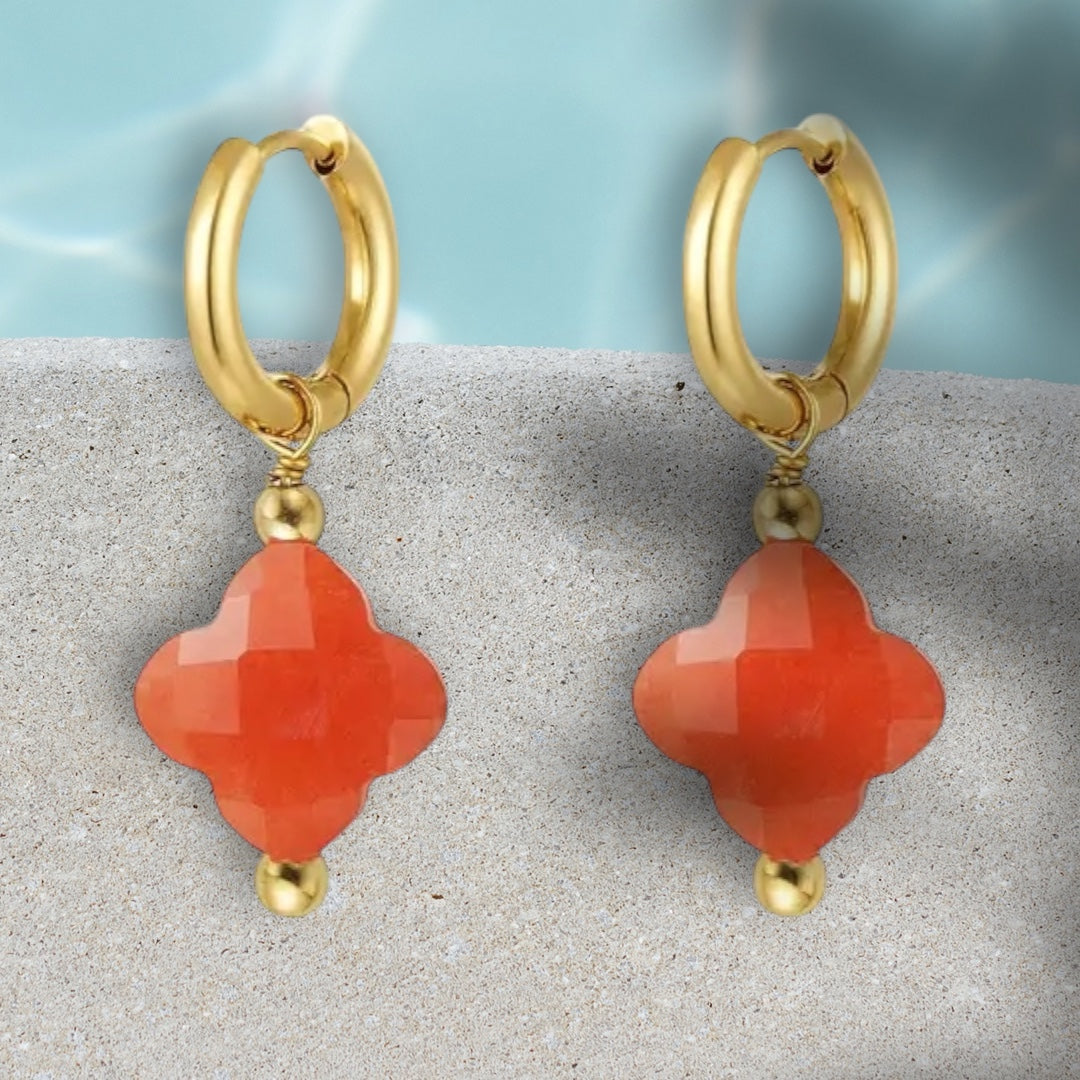 Oranje klaver oorbellen