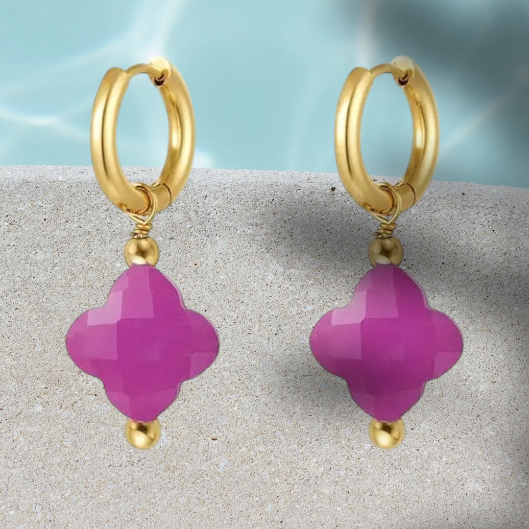 Fuchsia klaver oorbellen