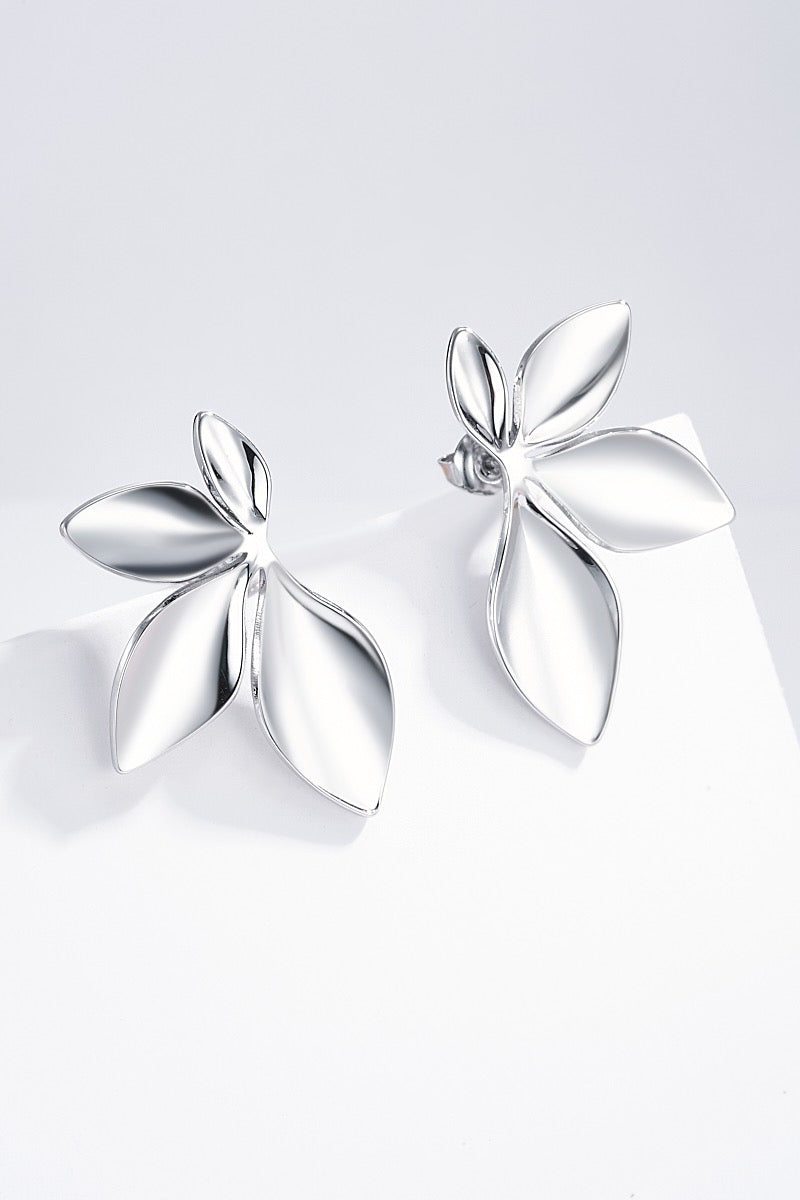 Boucles d’oreilles puce feuille Linnea argenté