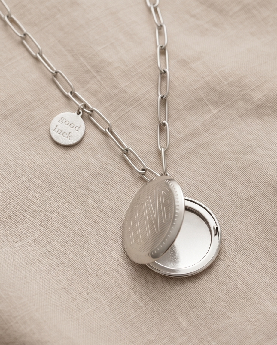 Stainless Steel Silver Plated Memory Locket Necklace 📸✨