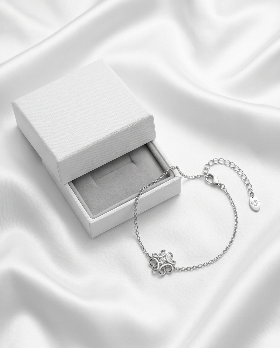 Bracelet Daffodil argenté & cristal – Glow délicat ✨