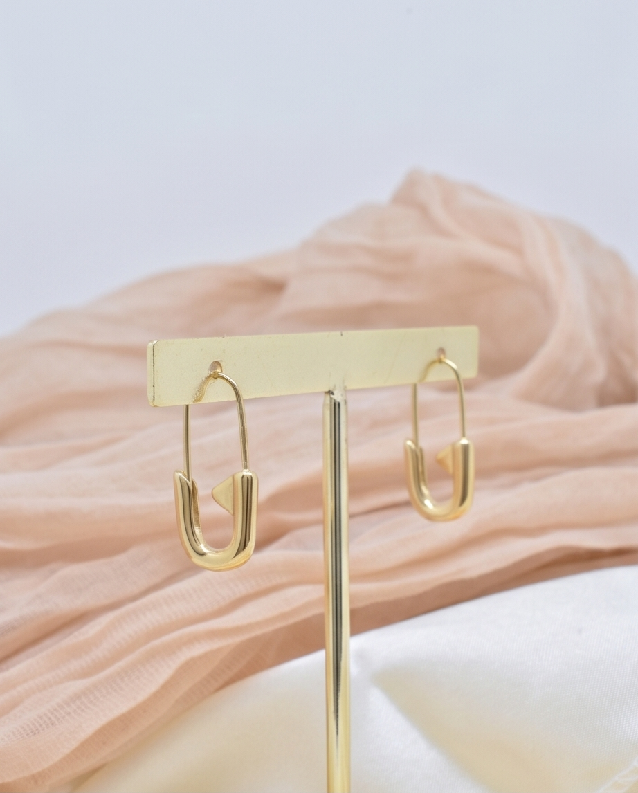 ✨ Boucles Paperclip – Le détail tendance & minimaliste ✨