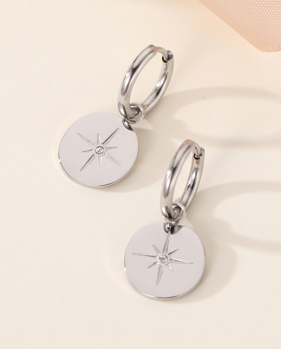 Boucles d’oreilles mini pendantes Léonie – Argent