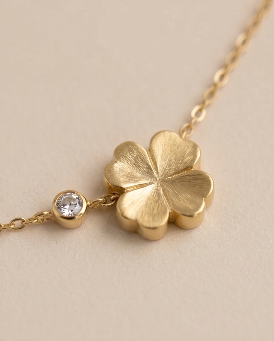 Collier Fleur Strass Doré en Acier Inoxydable ✨🌸