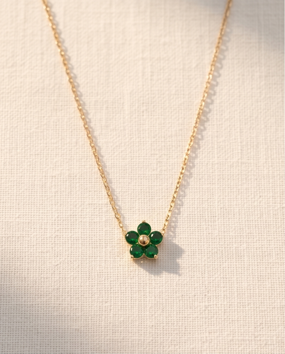 Green Aura Stainless Steel Necklace – Natural Energy