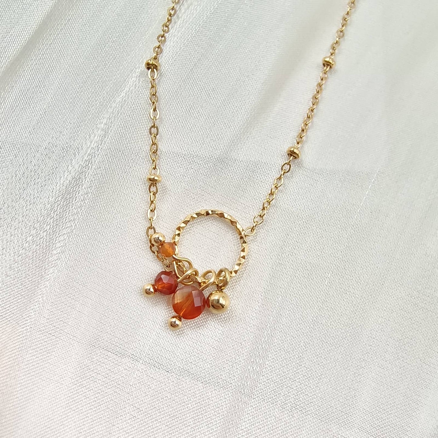 Bracelet chaîne simple  - Mila: Agate rouge