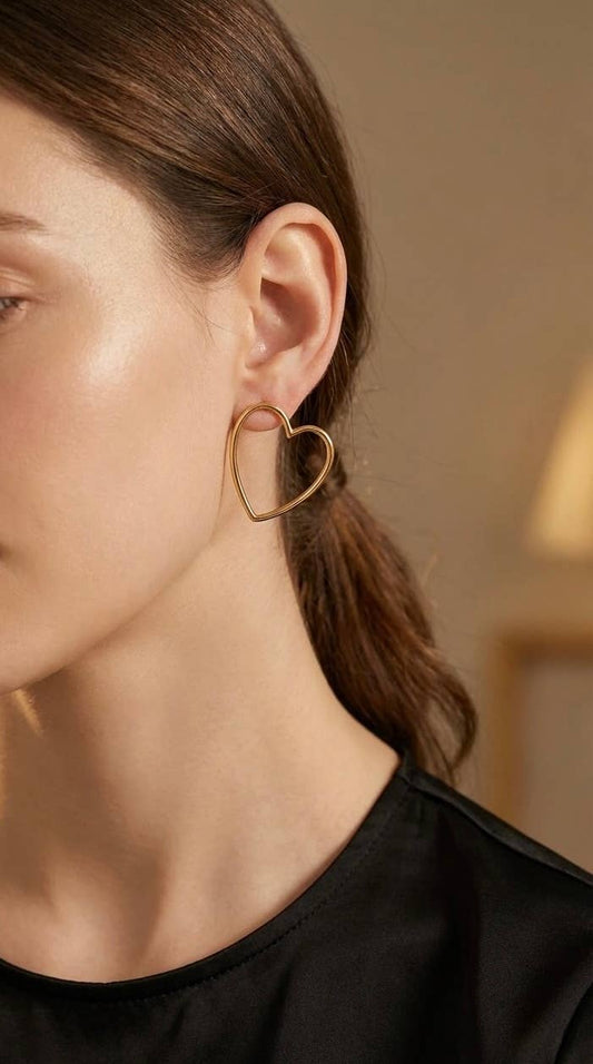 Gouden hartvormige oorbellen