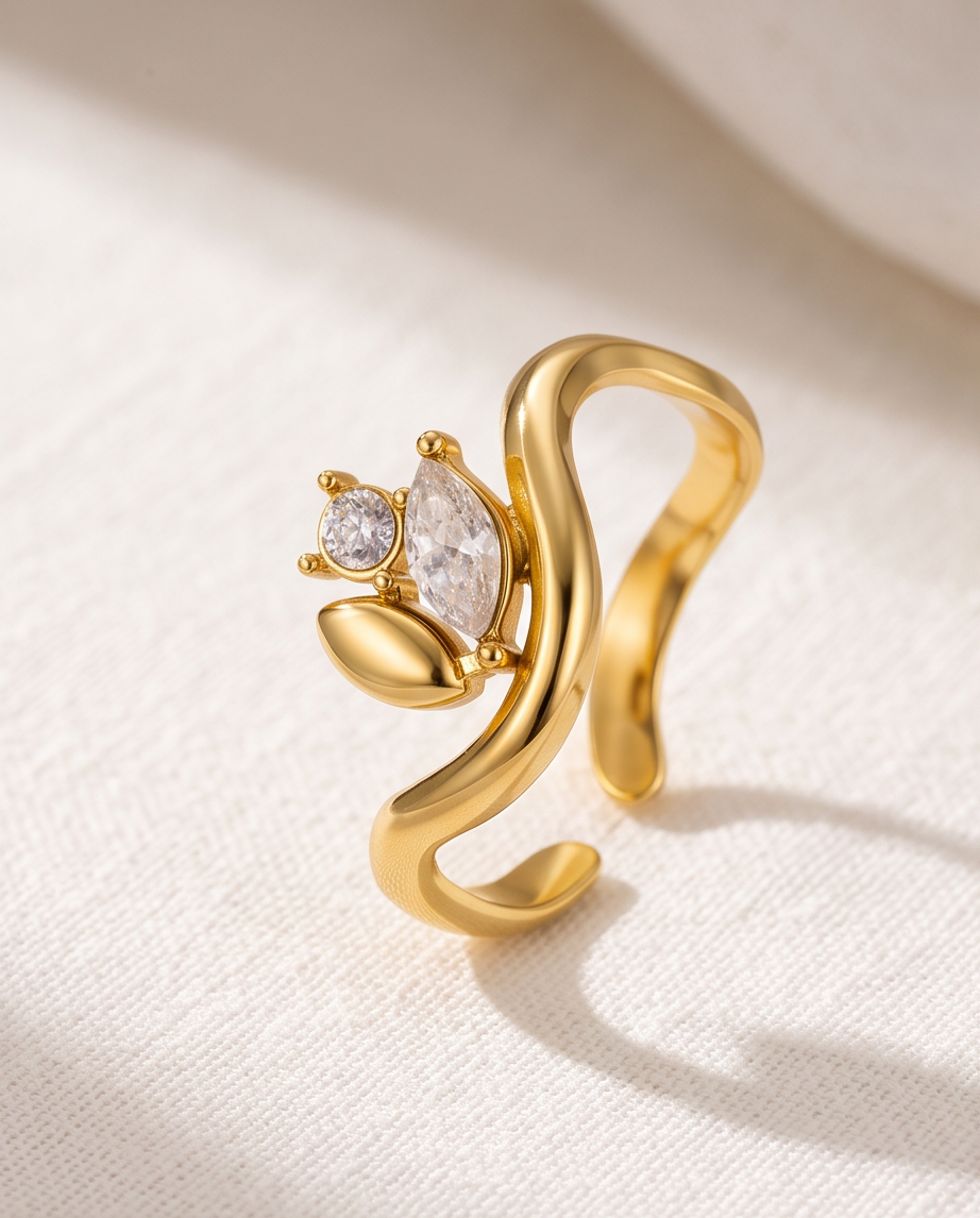 Bague Lys en acier inoxydable doré