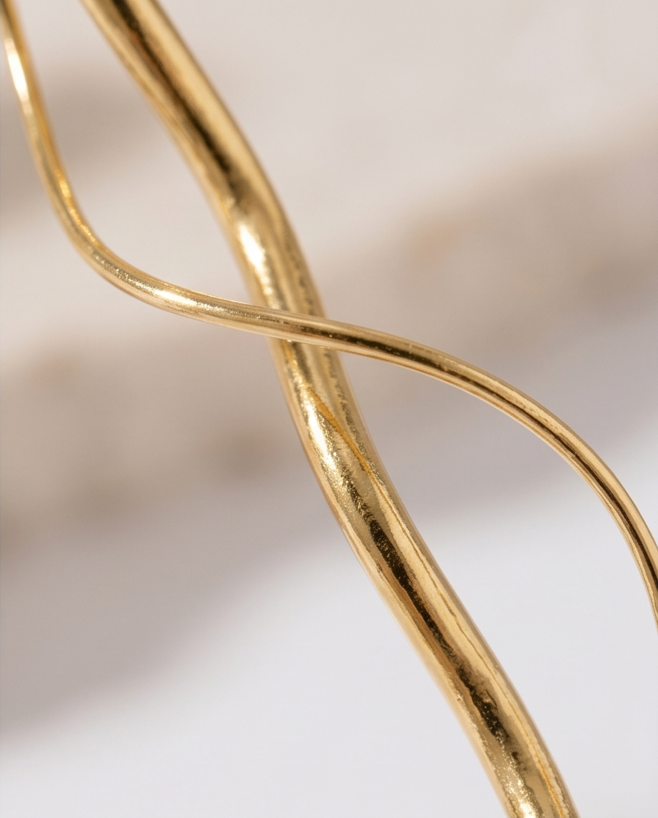 Boucles d’oreilles Thaïs – Élégance ondulée