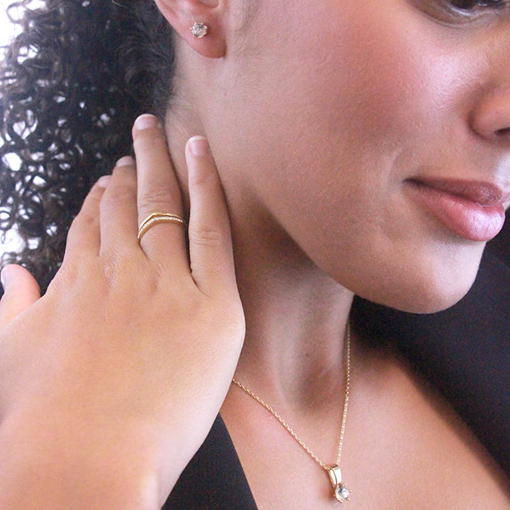 Boucles d'oreilles Birth Stone Avril - Doré et Cristal
