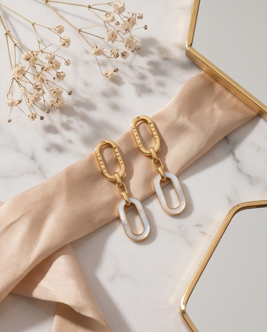 Mel earrings - pure elegance