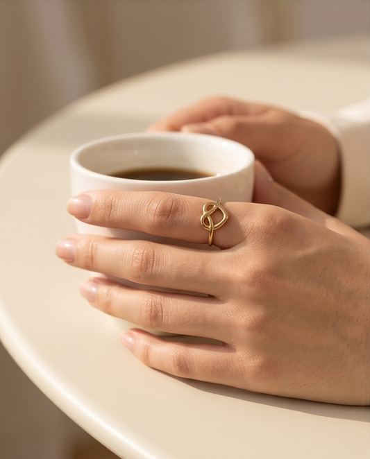 Bague Lira Dorée en Acier Inoxydable 💖✨