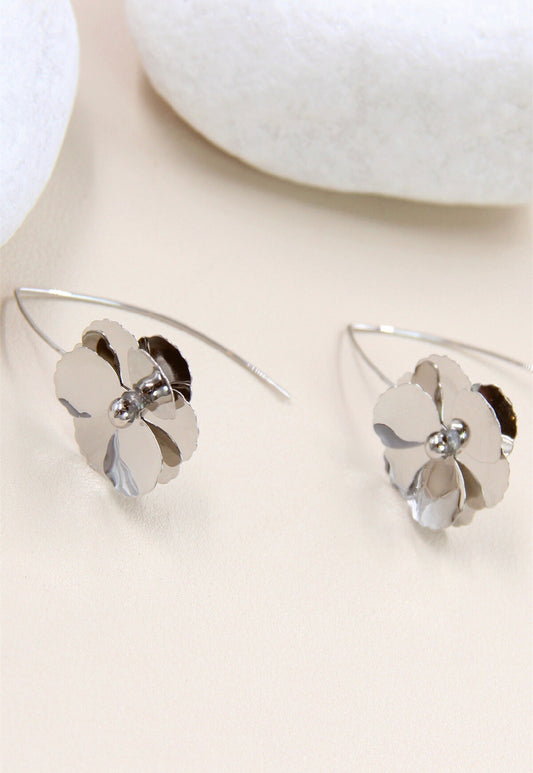 Bloemvormige oorbellen - een elegant accessoire