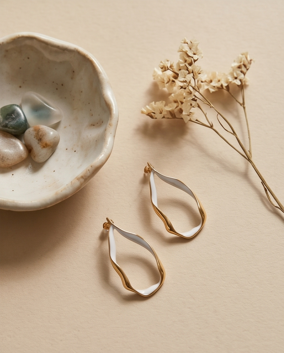 Boucles d’oreilles Sira – Élégance en mouvement