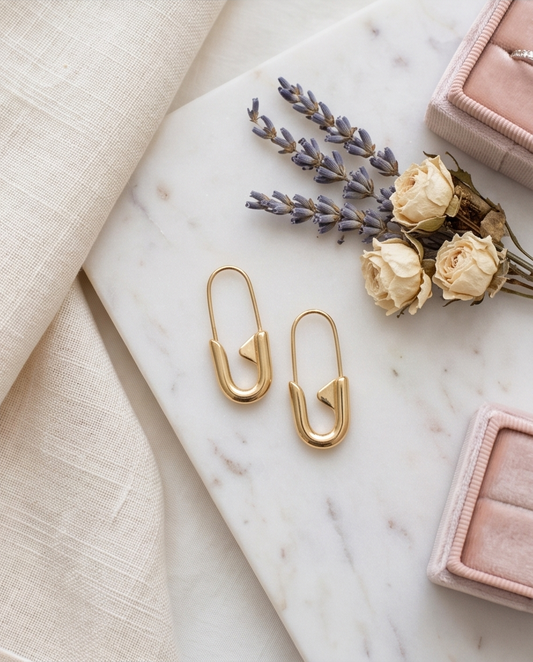 ✨ Boucles Paperclip – Le détail tendance & minimaliste ✨