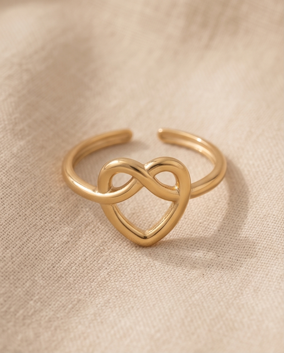 Bague Lira Dorée en Acier Inoxydable 💖✨