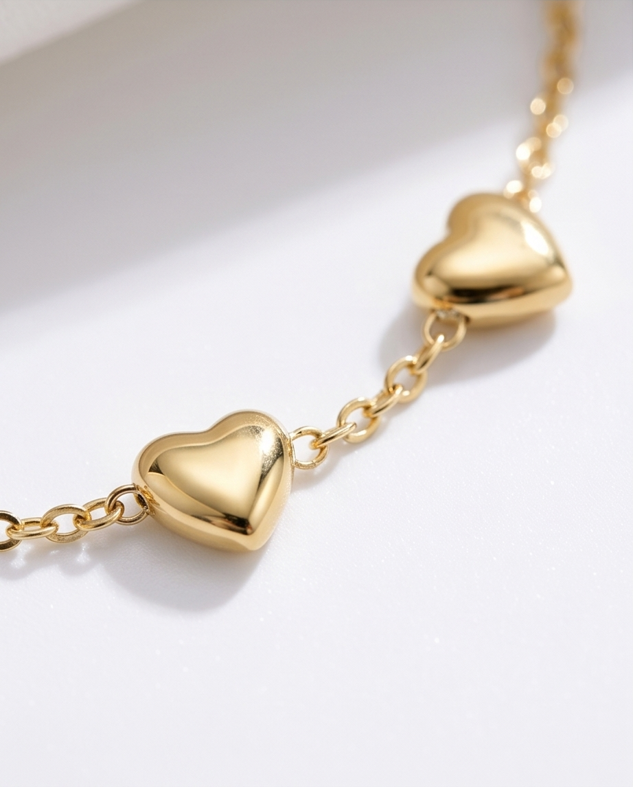 Stainless Steel Heart Bracelet – Gold 💖✨