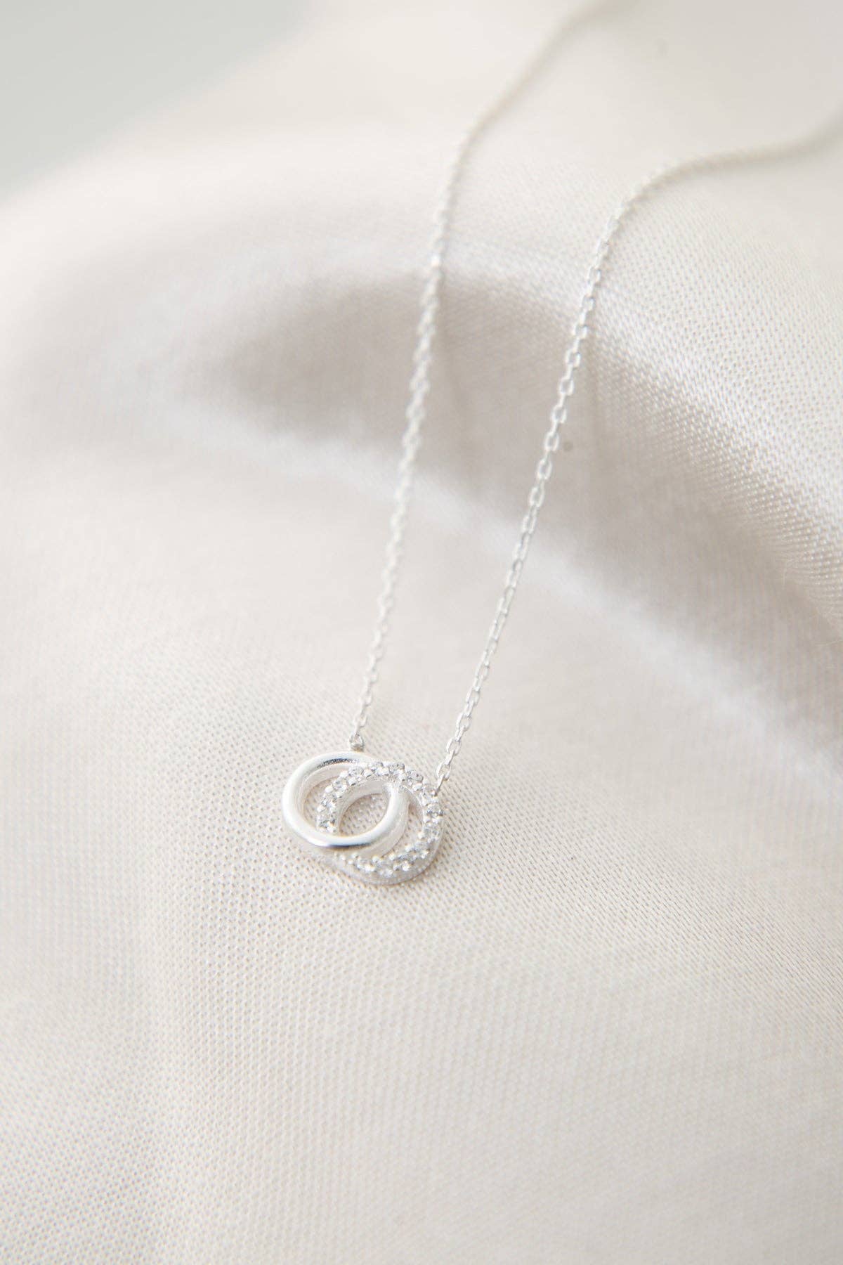 Collier en argent sterling 925 à motif d'infini pour femmes
: OR