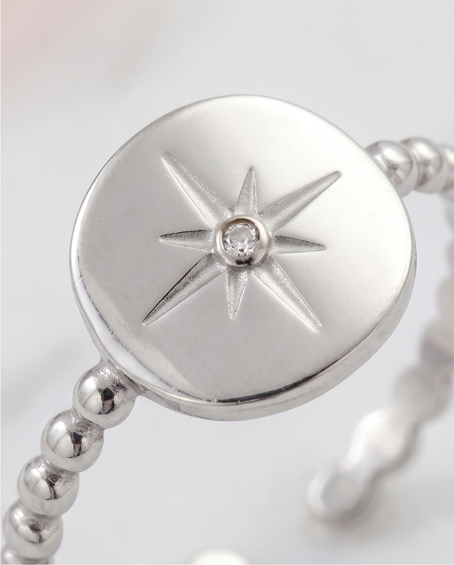 Arabelle Ring - Illuminate your style ✨
