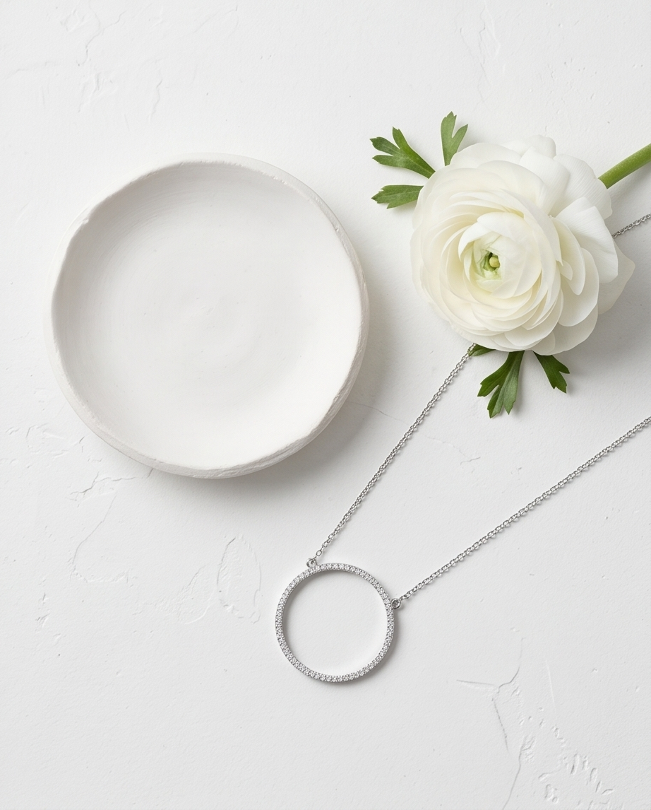 Olina silver & crystal necklace – Guaranteed to shine