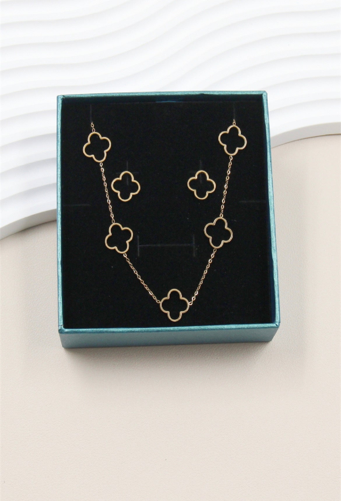 Parure trèfle coffret bijoux