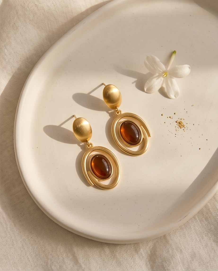 Isa Gold Earrings – Timeless elegance