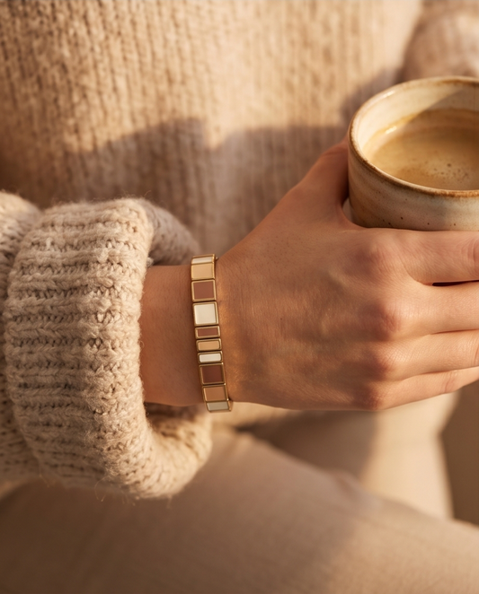 Bracelet Huye élastique beige – Vibe naturelle & tendance