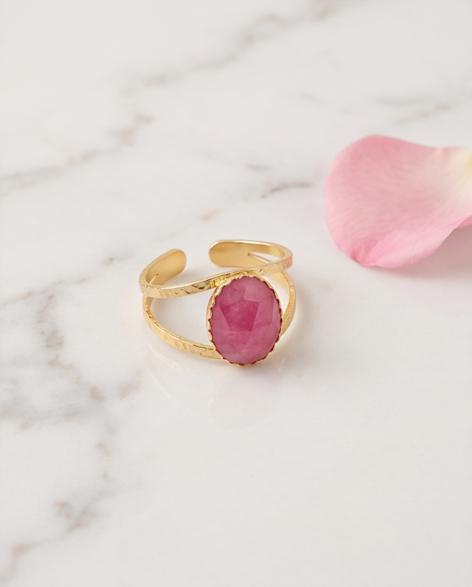 Kiki Fuchsia Ring – The glow that catches every eye ✨