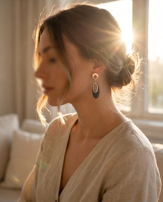 ✨ Boucles pendantes bleu nuit & argenté ✨