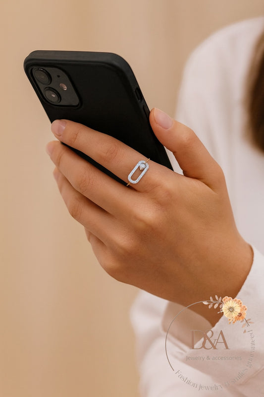 Bague Trombone fine avec strass: doré