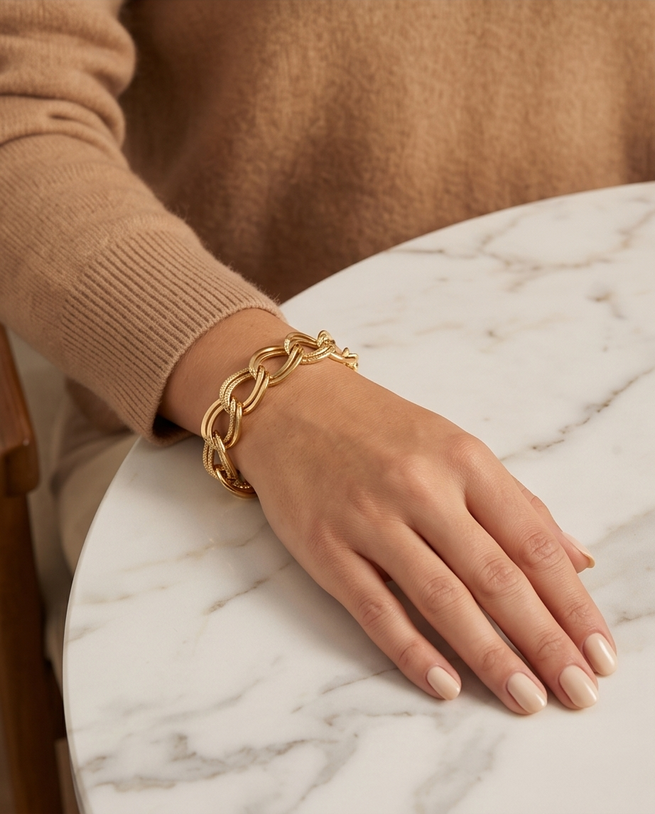 Manon gold-plated stainless steel bracelet – Glow & style ✨