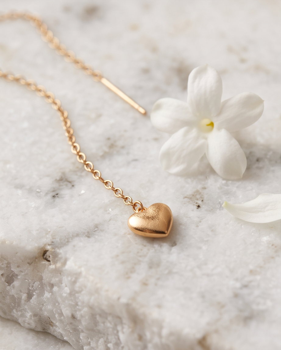 Boucles d’oreilles Amora Cœur pendantes en acier inoxydable – Doré ou Argenté