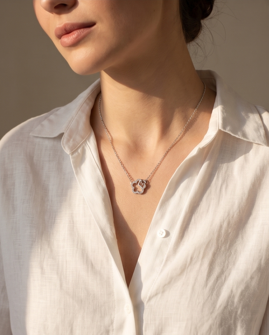 Set met dubbele glinsterende klavers van roestvrij staal (ketting, armband, oorbellen) – Goud of zilver