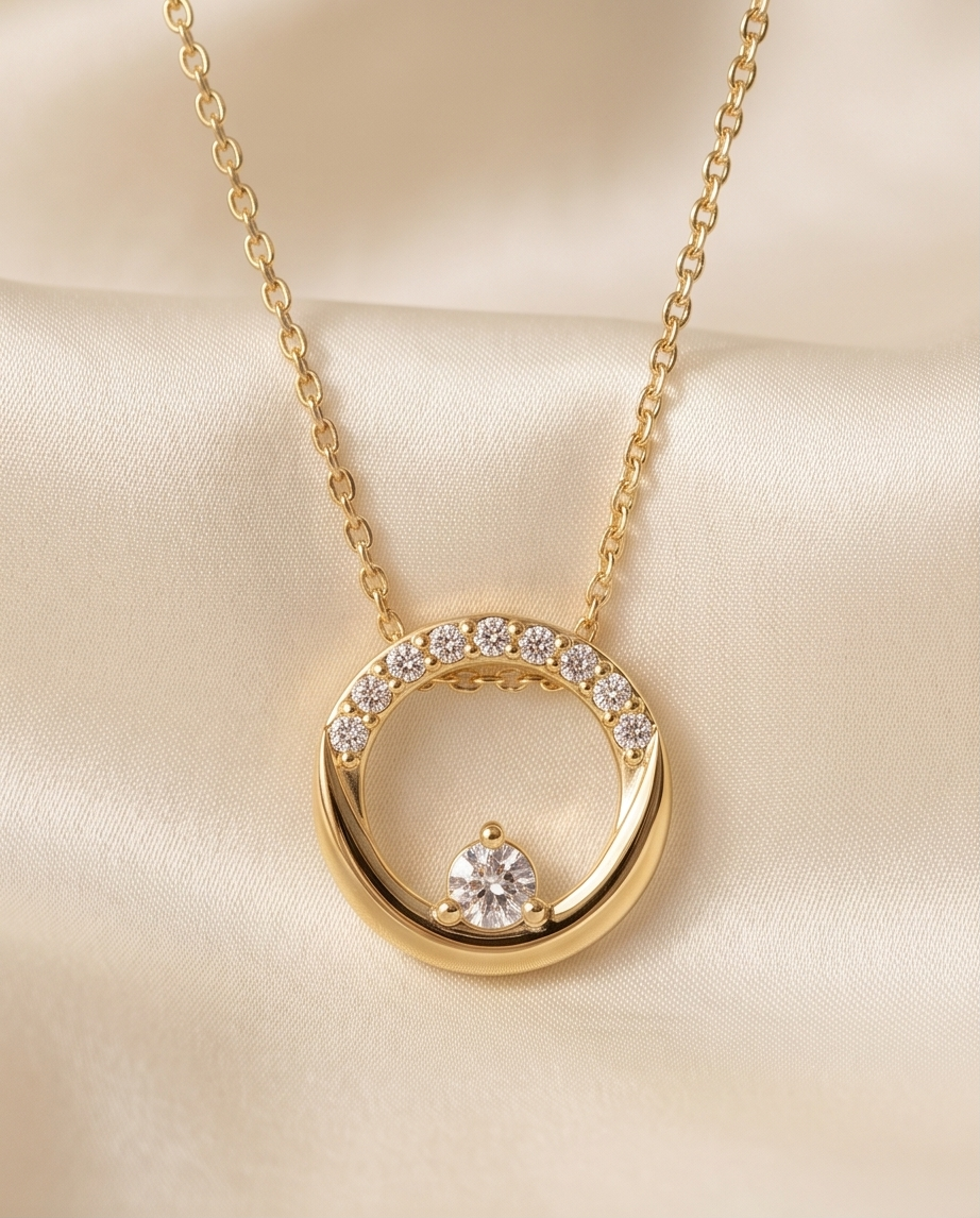 Goudkleurige & Kristallen Halsketting met belletjes ✨💎