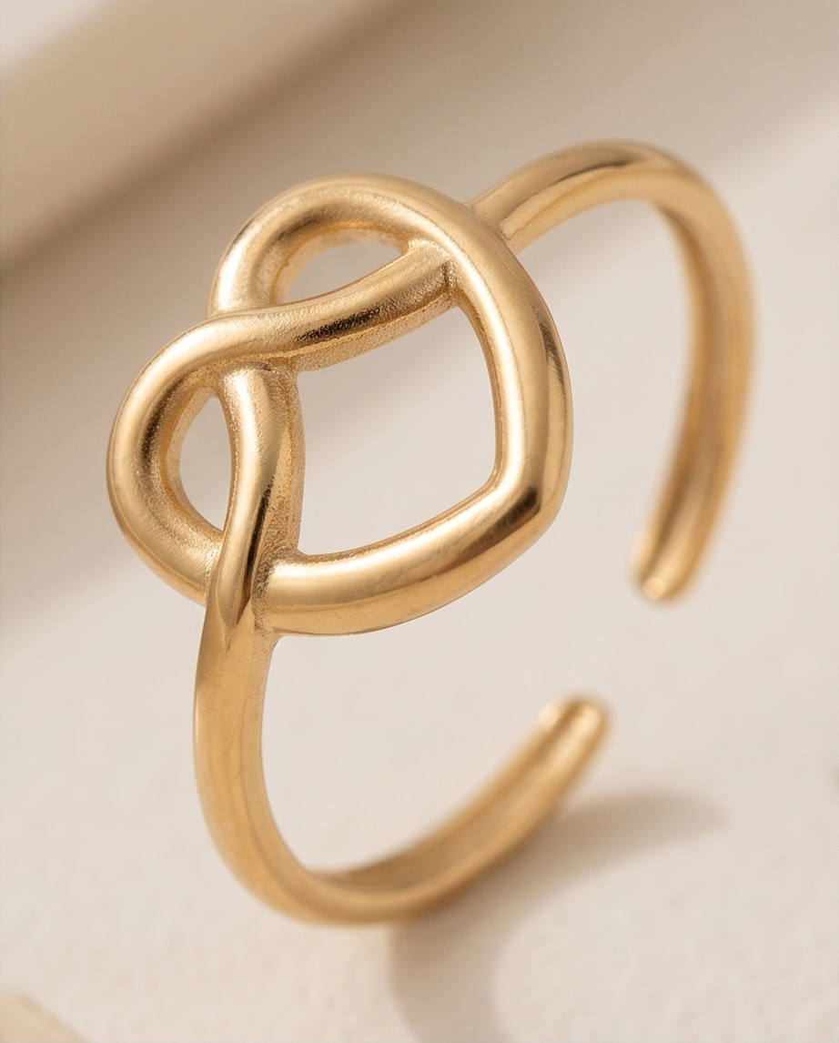 Bague Lira Dorée en Acier Inoxydable 💖✨