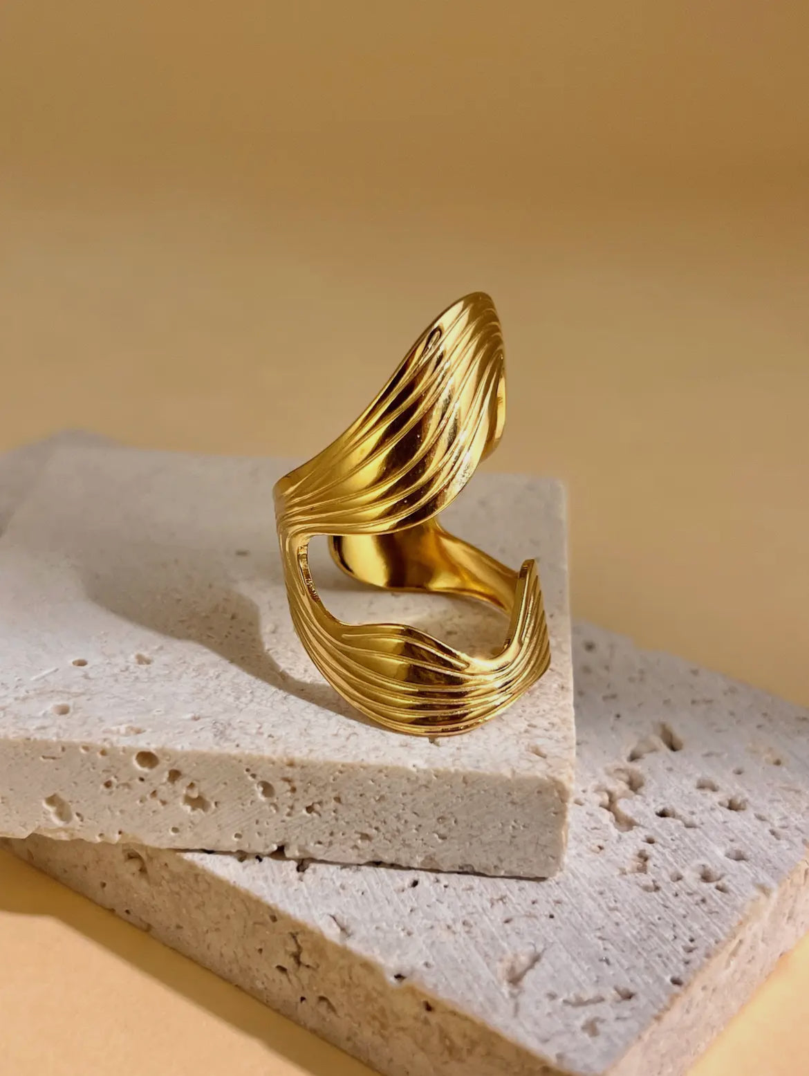 Bague Zigzag doré