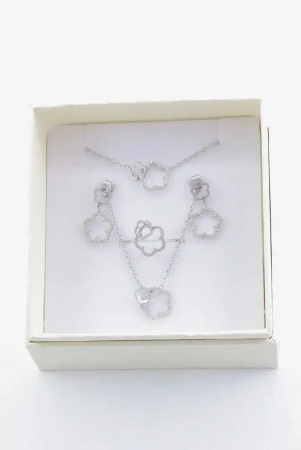 Set met dubbele glinsterende klavers van roestvrij staal (ketting, armband, oorbellen) – Goud of zilver