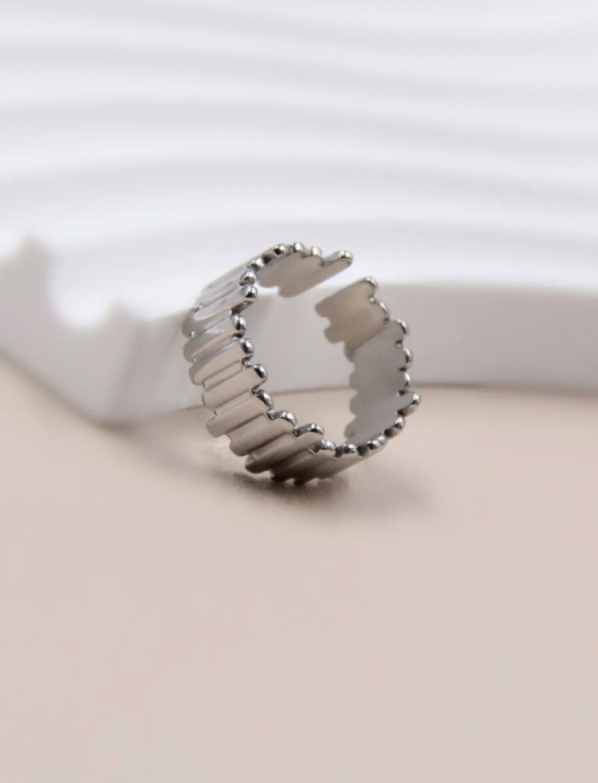Bague en design créneau: argenté
