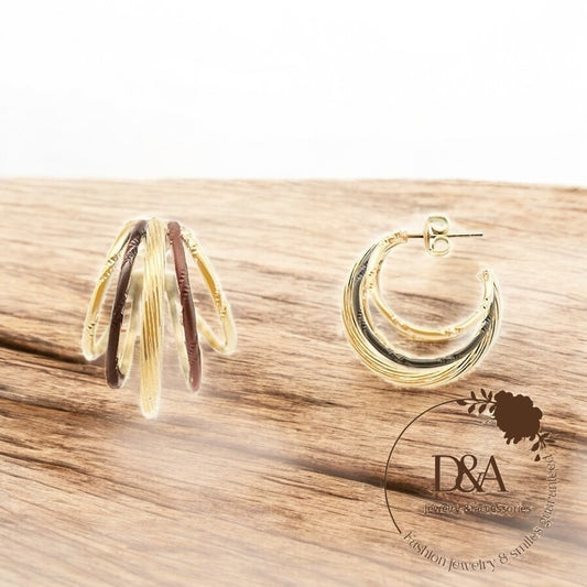 Boucles d’oreilles Thea émaillée en multiples anneaux - Café