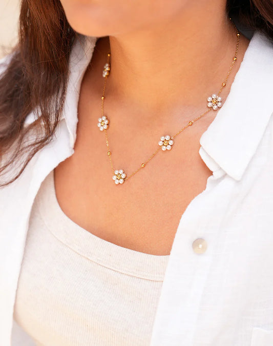 Zoete bloem ketting