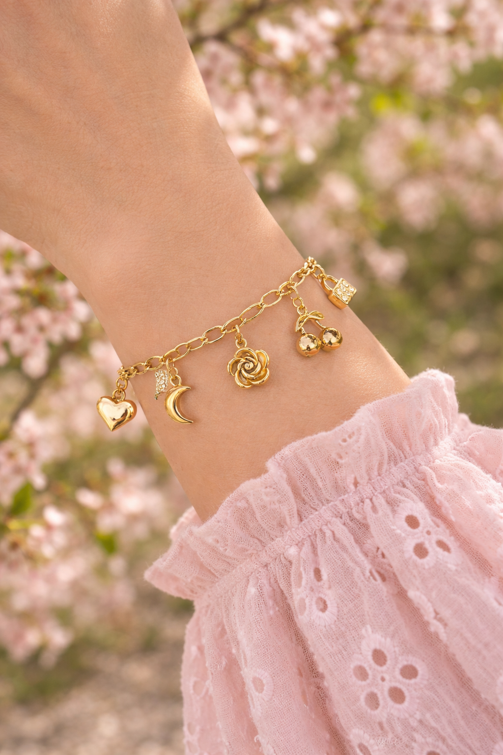 Rori Gold Bracelet ✨💫
